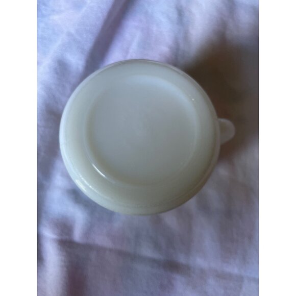 Vintage 1970s Anchor Hocking Fire-King Mickey & Minnie Mouse Milk Glass Mug - Picture 5 of 7